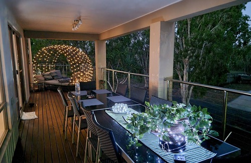 Burrum Heads House | Seaside home WIFI , 3 bedroom, 2 bath, aircon , kayaks , bikes , dog friendly.