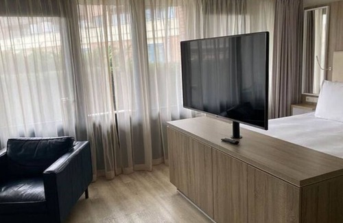 Nes Hotel | Seaside Hotel – Close to Ameland Trails, Ferry & Beach Access - 3 Units