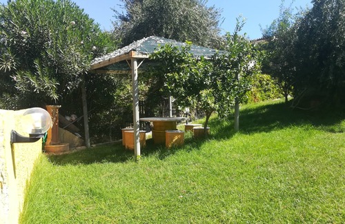 Geremeas Villa | Seaside house with garden a few steps from the sea
