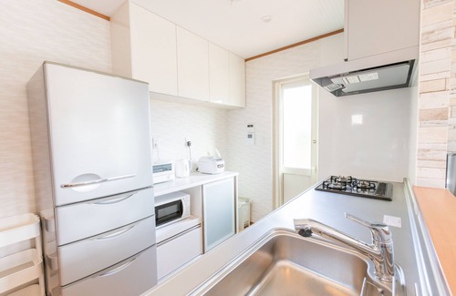 Shirahama House | SEASIDE HOUSE YASUTAKETEI