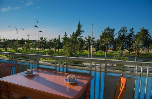 Old Boulevard Apartment | Seaside Luxury Apartment