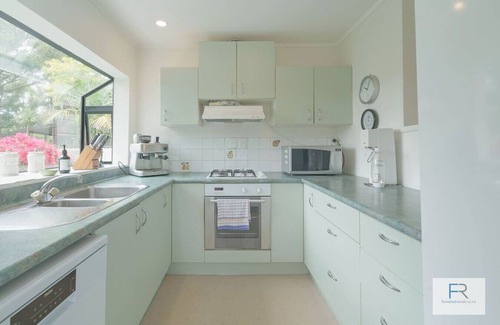 Beach Haven House | Seaside Oasis Haven (by Furnished Rentals)
