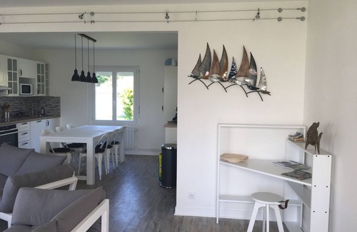 Plougasnou House | Seaside, Primel beach within walking distance - Comfortable 3* house with large garden
