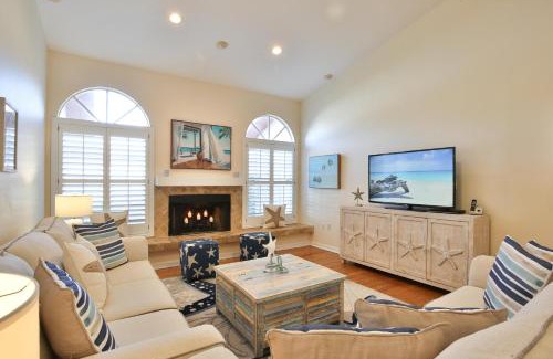 Palma Sola House | Seaside Sanctuary