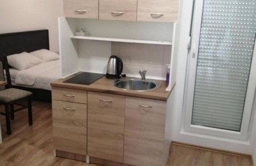 Igalo Apartment | Seaside Serenity – Fresh & Modern Apartments in Igalo - Studio Apartment