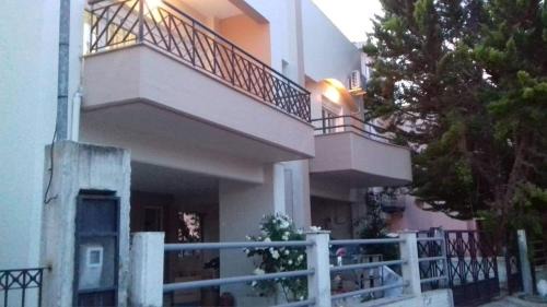 Nees Pagases Apartment | Seaside studio for 3 people - Alykes beach