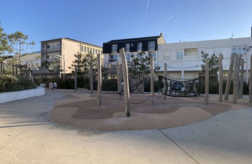 Berck-sur-Mer Apartment | Seaside Studio with Parking, 23m² – Sleeps 2 – Close to Beach & City Center