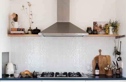 Middleton House | Seaside surf shack for couples & families