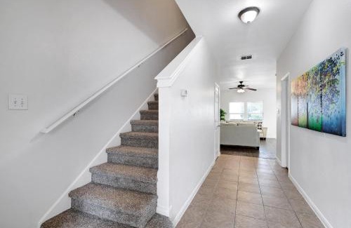 Medical Center District House | Seasons - A Birdy Vacation Rental