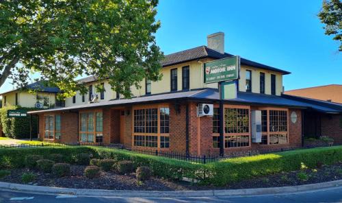 Albury Hotel | Seaton Arms Motor Inn