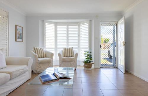 Yamba House | Seatown - Home away from home
