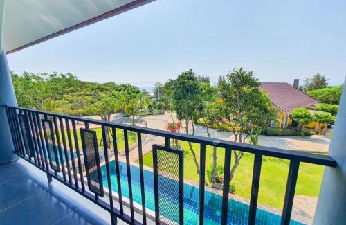Sattahip Hotel | Seattle Samaesarn Resort