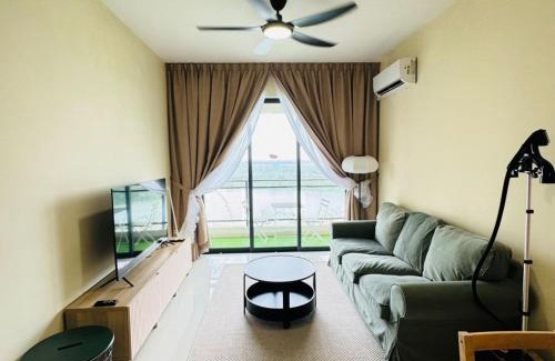 Gelang Patah Apartment | Seaview 2B1R 4 pax Condo Forest City 1G-2908
