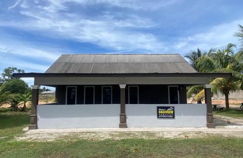 Kampung Penarik House | SeaView Homestay