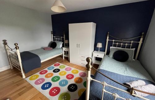 Cahirciveen House | Seaview House Reenard South