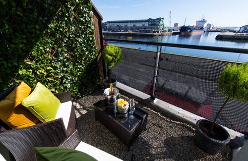 Galway City Centre Apartment | Seaview Luxury City Center-best Location