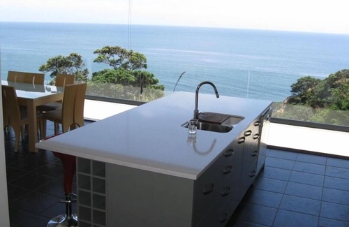 Mahinepua House | Seaview Point Stunning clifftop house