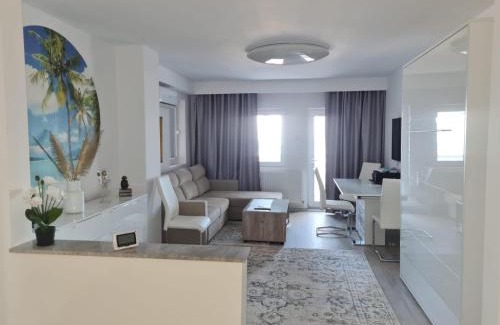 Old Town Apartment | Seaview Residence