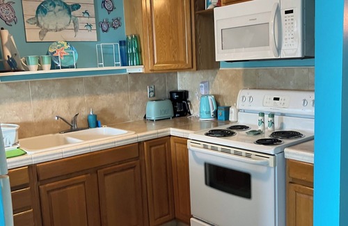 George Town Condo | SeaView Shell-ay, Hideaways