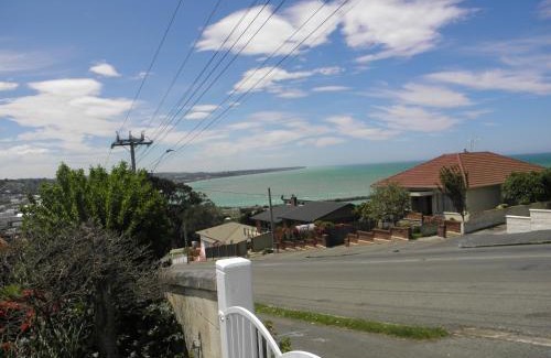 Oamaru Villa | Seaview Villa