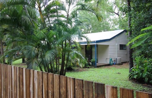 Arcadia House | Seaward Cottage, Nelly Bay
