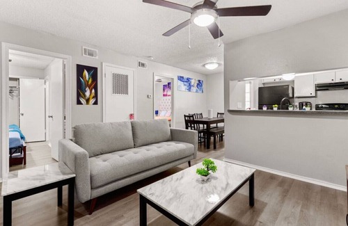 San Antonio Apartment | SeaWorld/Lackland - Your Home Away from Home