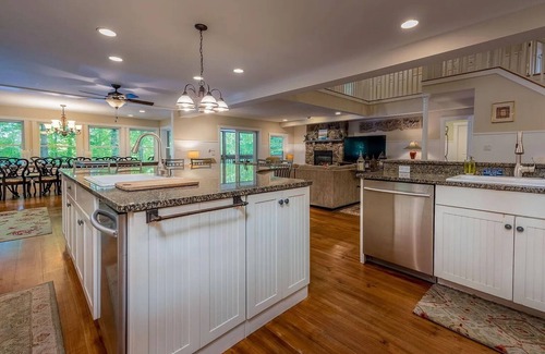 Standish House | Sebago Lakefront Family Retreat on Frye Island