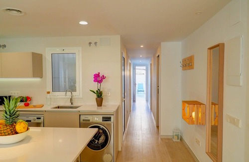 Sitges Apartment | Sebastian Patio by Hello Homes Sitges