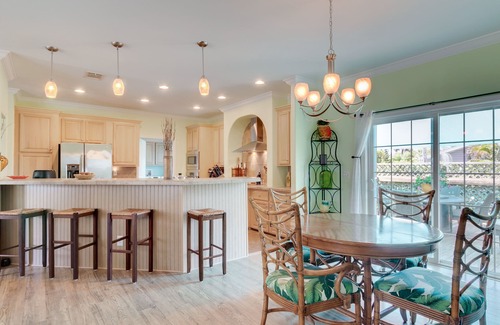 Roseland Cottage | Sebastian Sunrise Cottage with Indian River Access & Awesome Sunrises!