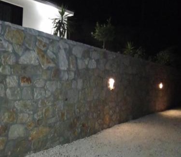 Orikum Ski Chalet | Sebi's Chalet with Sea View