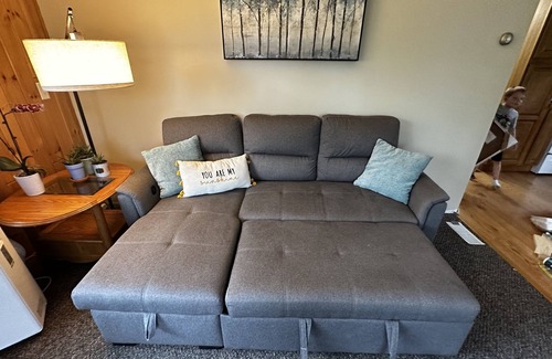 Grand Marais House | Secluded 3 BR cabin with deck near Grand Marais and Lutsen! Pets are welcome!