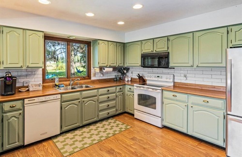 Ashville Other | Secluded 3BR Escape w/Pool + Pond | Near Columbus