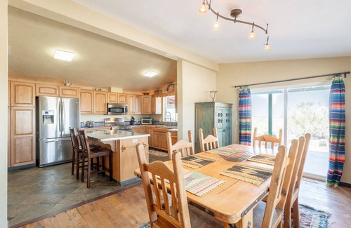 Three Points House | Secluded 4BR/3BA Desert Retreat - Scenic Mountain Views & Private Outdoor Space