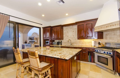 La Fortuna Villa | SECLUDED BEACHFRONT HOME - Close to Shipwreck's Surf Beach!