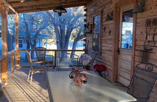 Lometa Cabin | Secluded cabin 20 minutes from Colorado Bend State Park. Pets ok, no fireworks