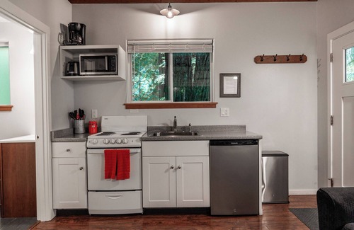 Crescent City Cabin | Secluded Cabin in Redwood Forest
