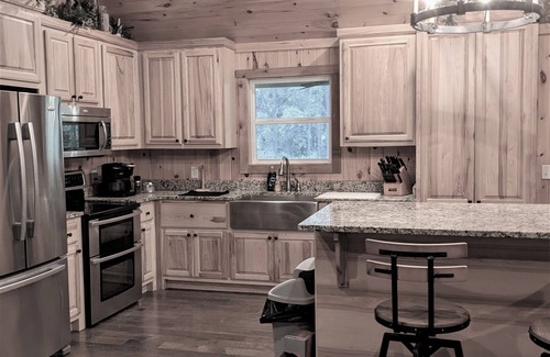Troy Cabin | Secluded cabin just 2.5 miles from Troy University