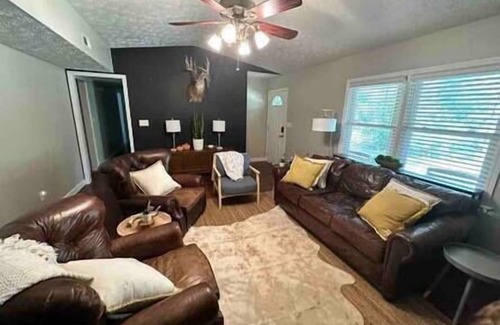 Fortson House | Secluded cabin on two acres minutes from Columbus