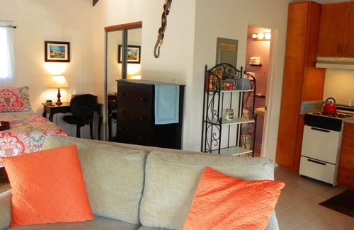 Keaau Apartment | Secluded ~ Centrally Located ~ Huge Lanai ~ Onsite Owner