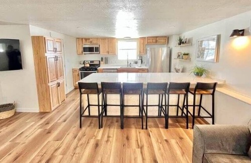 Lava Hot Springs House | Secluded, Cozy Cabin- GREAT views, 6 min from hot pools