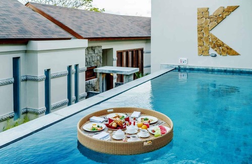 Kampial Villa | Secluded Family 3 BR Villa with Ocean View & Daily Car