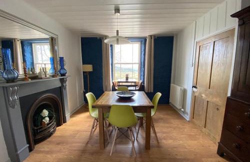 Lampeter House | Secluded farmhouse with views