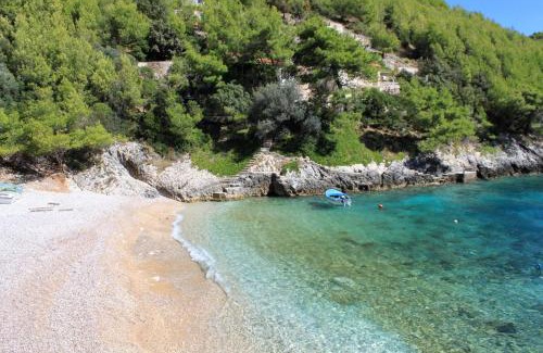 Zrnovo House | Secluded fisherman's cottage Cove Bratinja Luka, Korcula - 12599