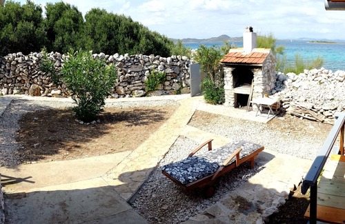 Gangaro House | Secluded fisherman's cottage Cove Matuškovica, Pašman (K-11343)
