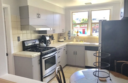 Avalon House | Secluded Garden Retreat conveniently located between SFO & SF
