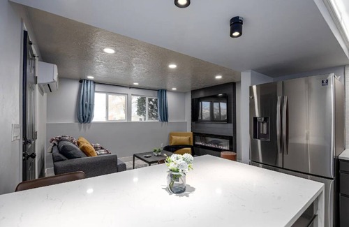 Sandy Apartment | Secluded Gem with Movie Theater Near Soccer Stadium