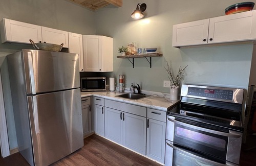 Clay City Cabin | Secluded getaway in beautiful new cabin near Red River Gorge.