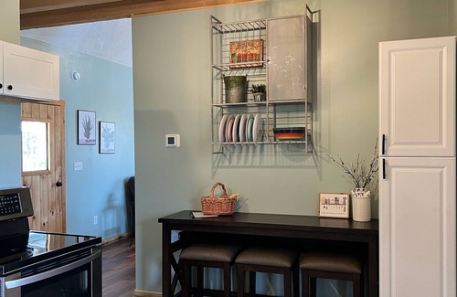 Clay City Cabin | Secluded getaway in beautiful new cabin near Red River Gorge.