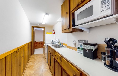 Waitsfield Apartment | Secluded getaway on 2.5 acres with private patio, WiFi, & quiet location