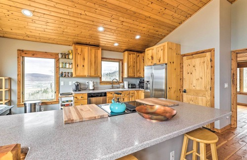 Granby House | Secluded Granby Mtn Cabin: 75 Acres & Views